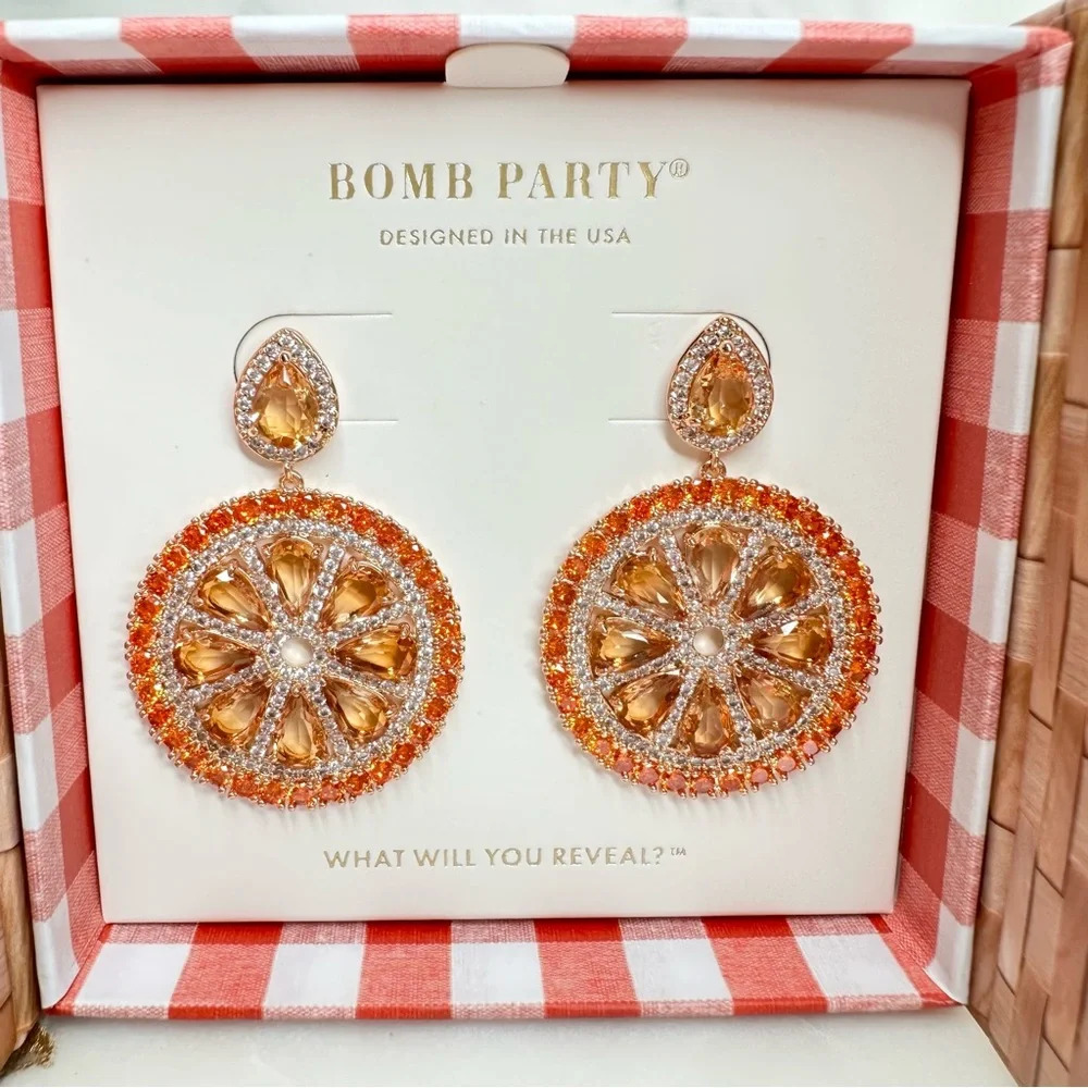 Bomb Party Market Fresh She's Got A Zest For Sparkle Earrings RBP6097 NWT